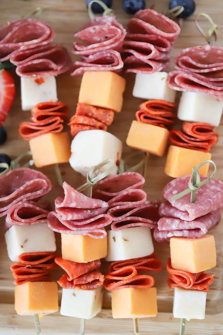 Individual Charcuterie Cups Ideas - The Carefree Kitchen